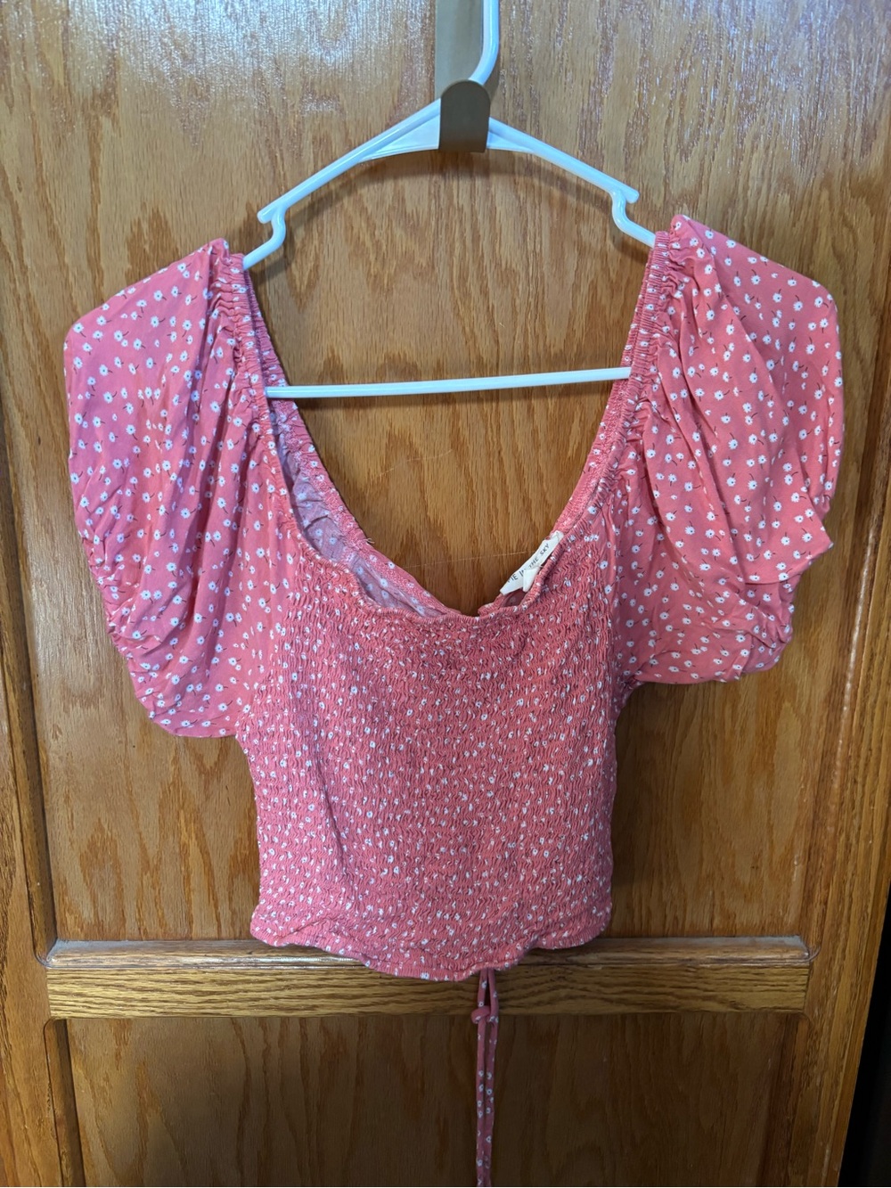 Smocked Pink Puff-Sleeve Floral Crop Top
